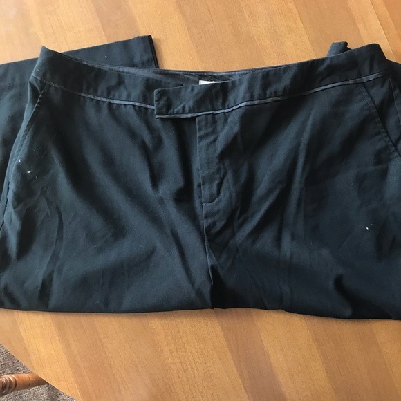 Black Wide-leg Cropped Dress Pants - Picture 2 of 5